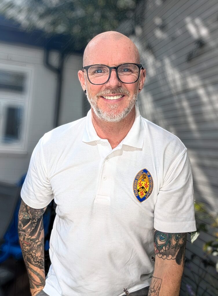 MSK physiotherapist from Brighton hove physiotherapy at home